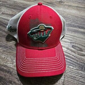 NHL Minnesota Wild Red Pro Shape Fitted Hat Reebok Size L/XL